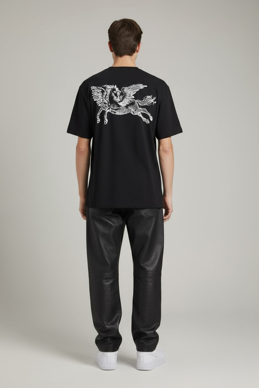 Camiseta Pegaso (Negro)