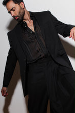 Load image into Gallery viewer, Camisa Yves (Rayas negro y plata)