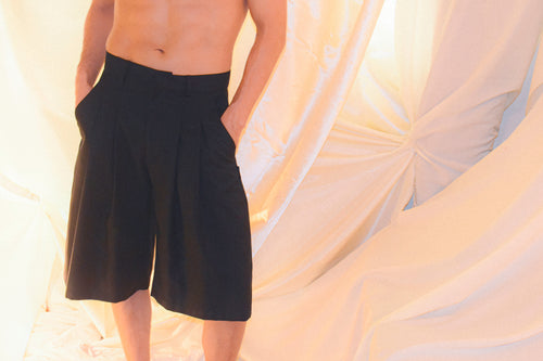 Short Essential (Negro)