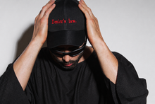 Cargar imagen en el visor de la galería, Gorra Desire’s law.